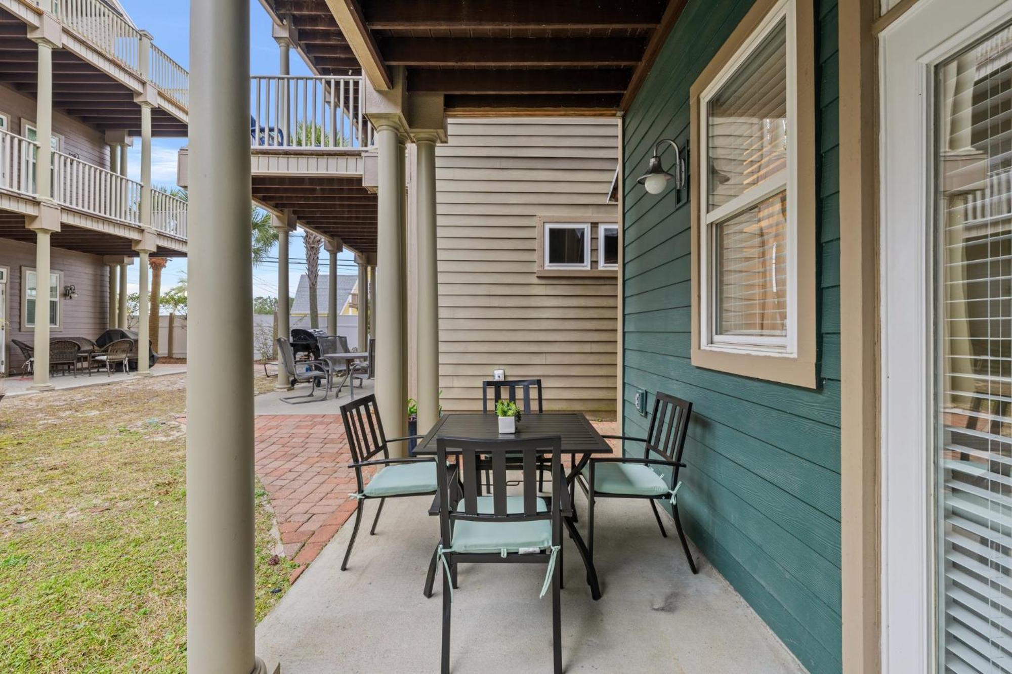 Crescent Moon Palace - A Luxury Home With Pool, Parking, Just Steps To The Beach Panama City Beach Esterno foto
